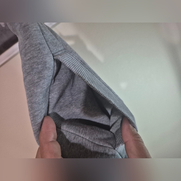 Puma Men's Heather Gray Joggers - Picture 5 of 6